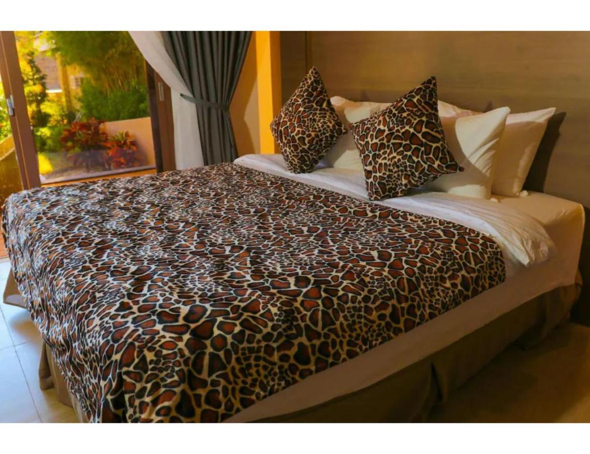 Safari Hotel And Villas Powered By Cocotel Bulala Екстериор снимка